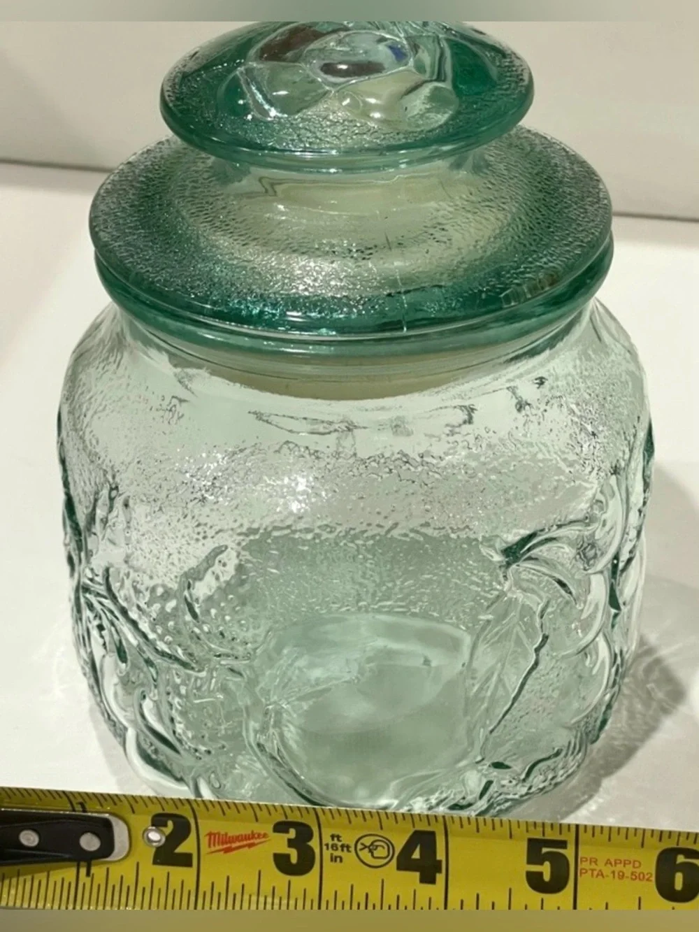 ☀️2/$20 Libbey “Fruit Orchard” Green Embossed Glass Lidded Jar Small Canister